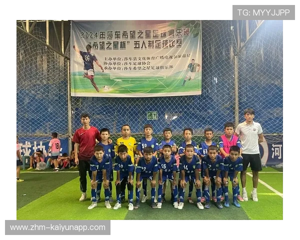 足球俱乐部在青训中建立电子化健康档案并共享给医疗团队，足球训练俱乐部